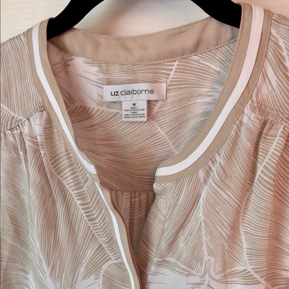 Liz Claiborne Tan Palm Print Sleeveless Blouse - Picture 3 of 6